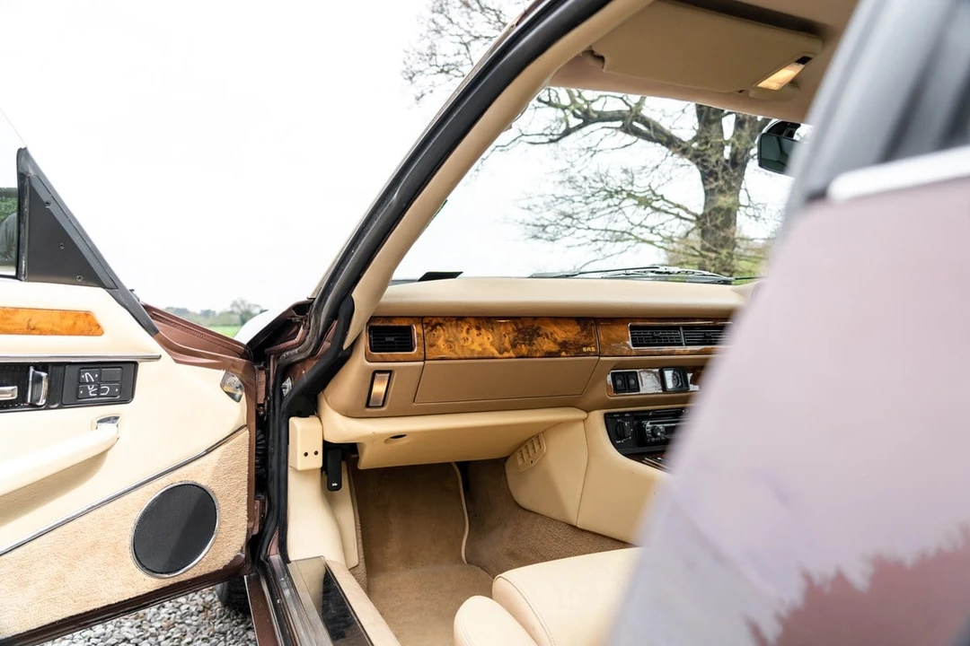 1994 Jaguar XJS Facelift AJ-16 - Image 27 of 30