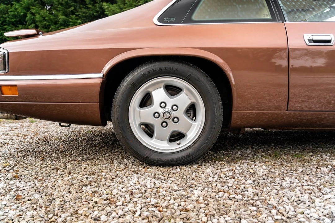 1994 Jaguar XJS Facelift AJ-16 - Image 16 of 30