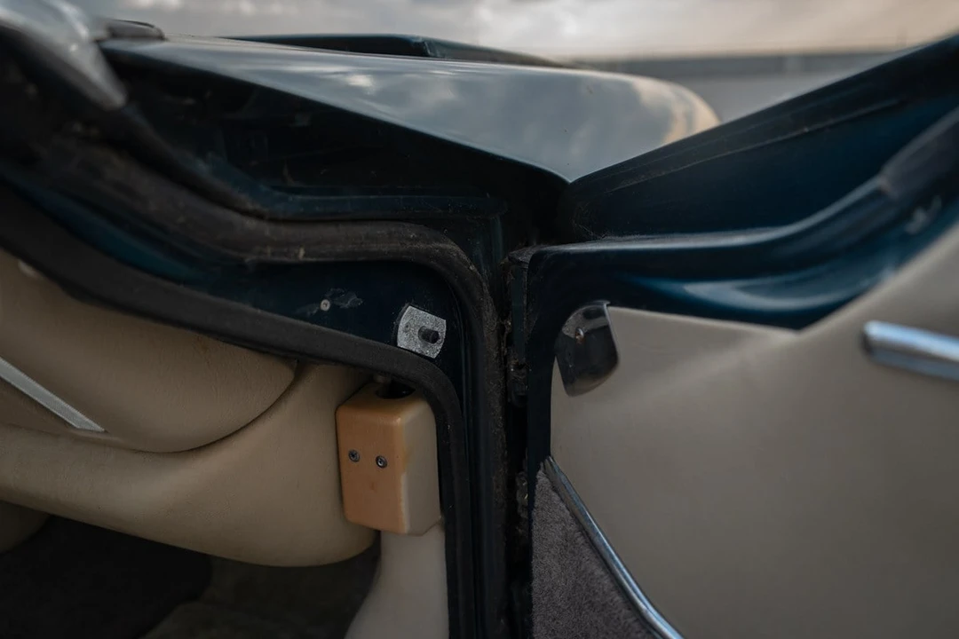1994 Jaguar XJS Convertible - Image 24 of 31