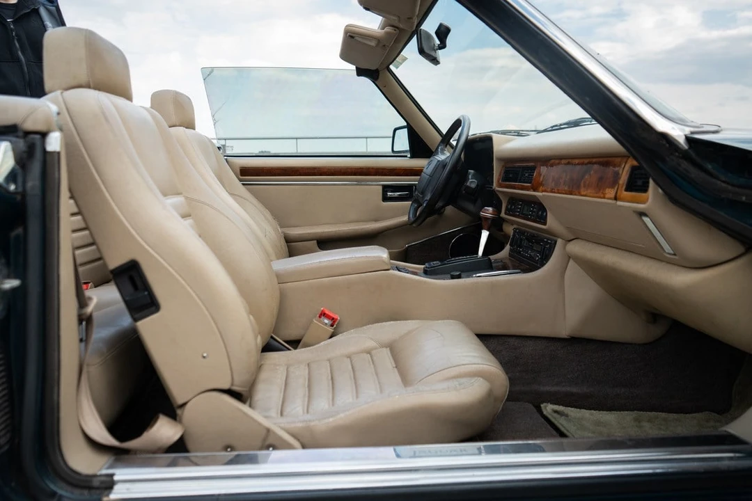 1994 Jaguar XJS Convertible - Image 27 of 31