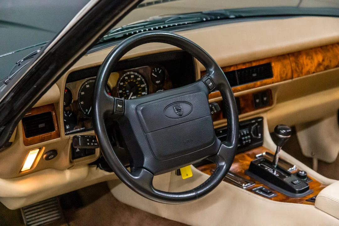 1995 Jaguar XJS Facelift AJ-16 - Image 27 of 31