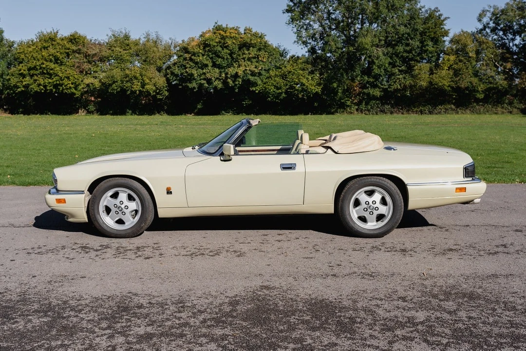 1994 Jaguar XJS Facelift AJ-16 - Image 12 of 30