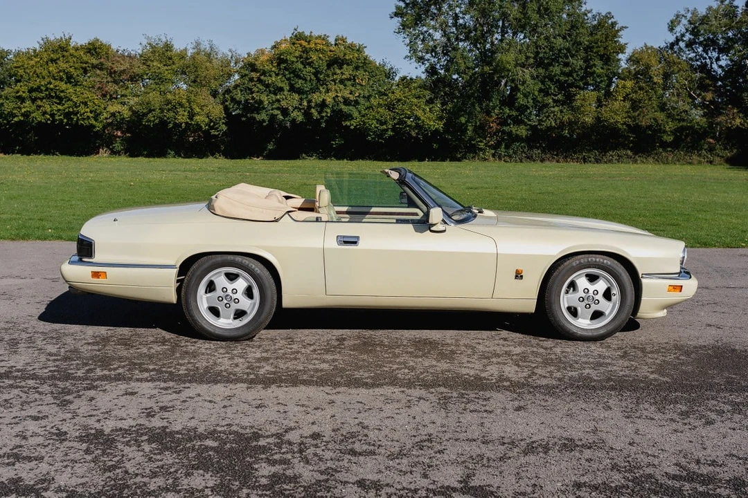 1994 Jaguar XJS Facelift AJ-16 - Image 11 of 30