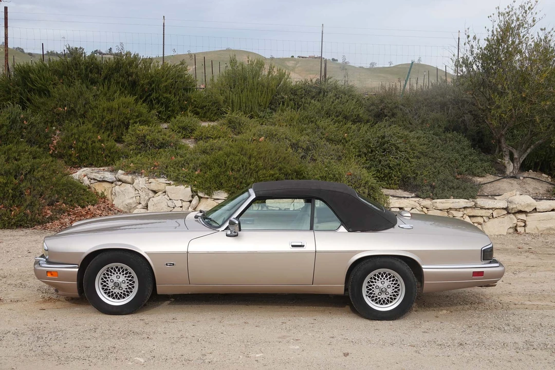 1994 Jaguar XJS Convertible - Image 11 of 31