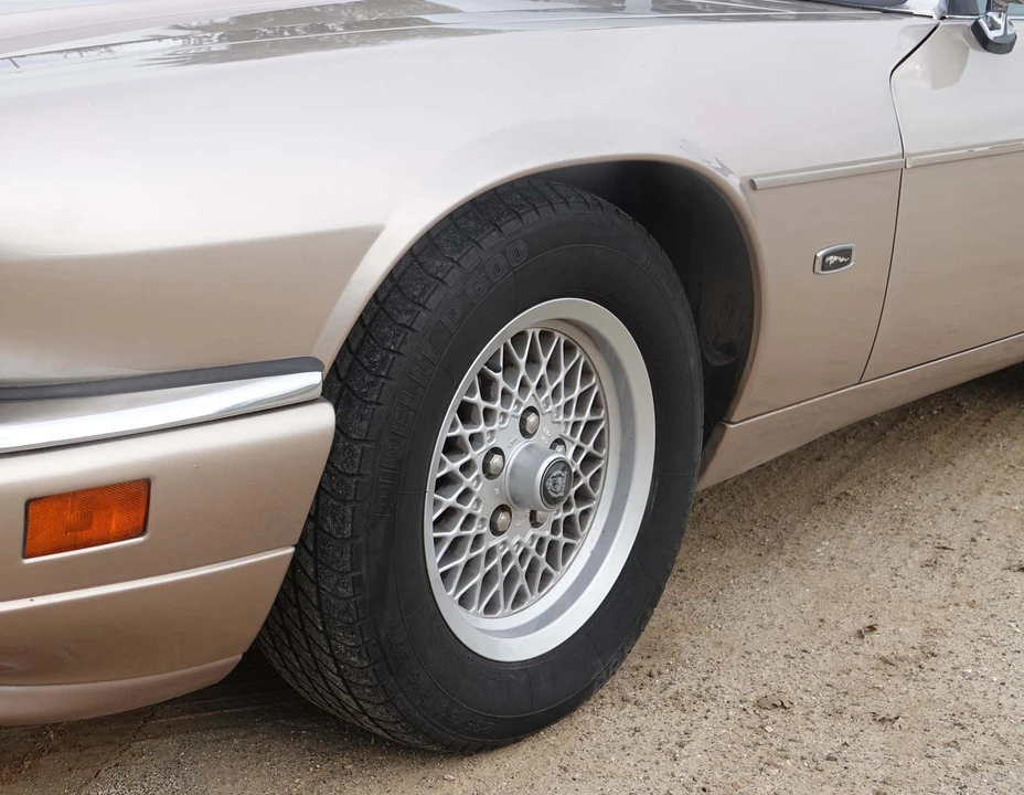 1994 Jaguar XJS Convertible - Image 22 of 31