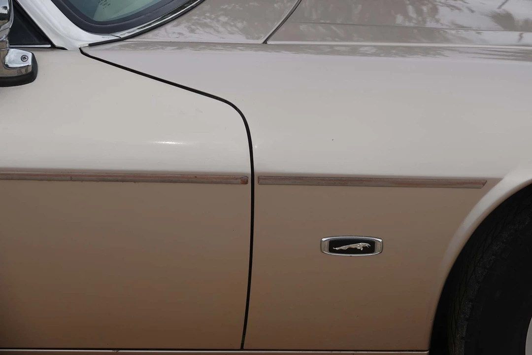 1994 Jaguar XJS Convertible - Image 25 of 31