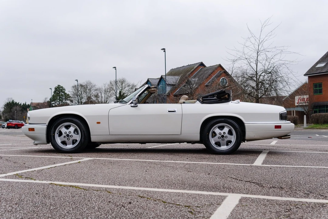 1994 Jaguar XJS Facelift AJ-16 - Image 8 of 30