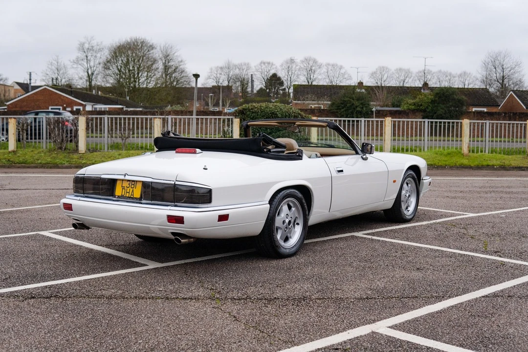 1994 Jaguar XJS Facelift AJ-16 - Image 14 of 30