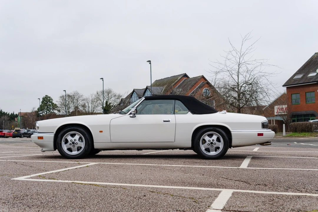 1994 Jaguar XJS Facelift AJ-16 - Image 24 of 30