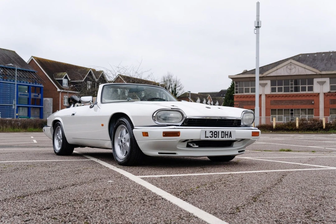 1994 Jaguar XJS Facelift AJ-16 - Image 2 of 30