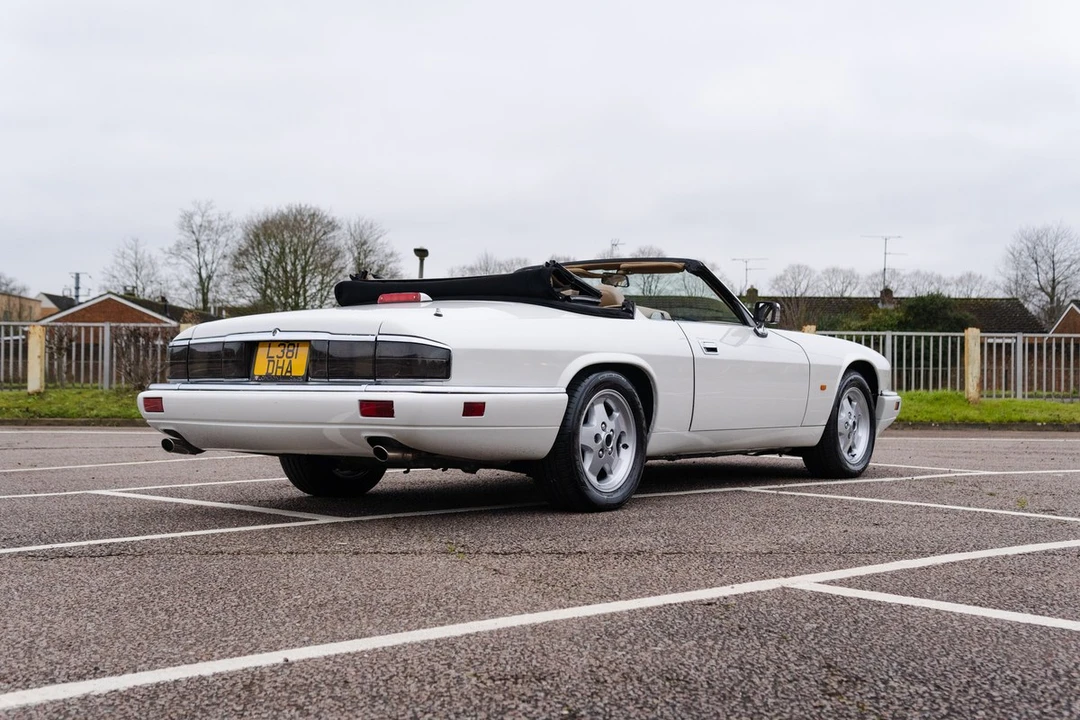 1994 Jaguar XJS Facelift AJ-16 - Image 13 of 30