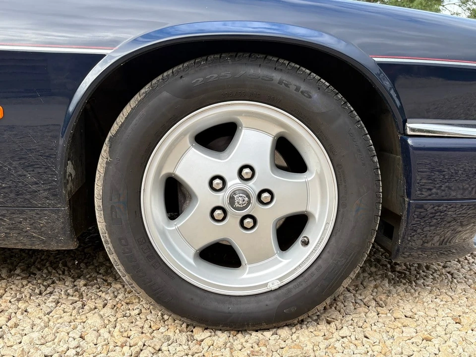 1994 Jaguar XJS Facelift AJ-16 - Image 28 of 30