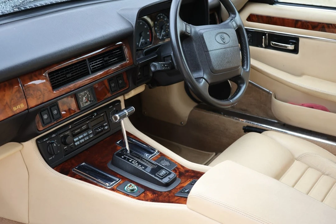 1994 Jaguar XJS Facelift AJ-16 - Image 3 of 30