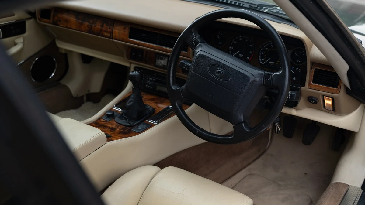 1994 Jaguar XJS Facelift AJ-16 - Image 19 of 30