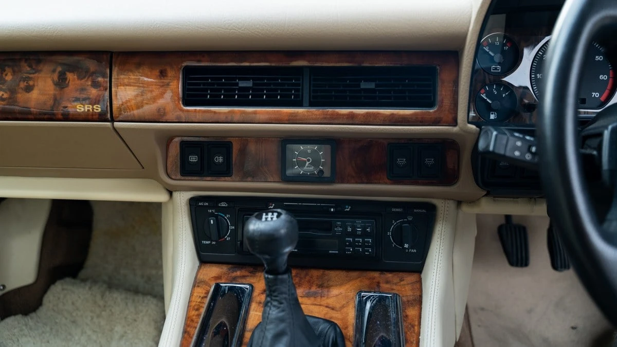 1994 Jaguar XJS Facelift AJ-16 - Image 23 of 30