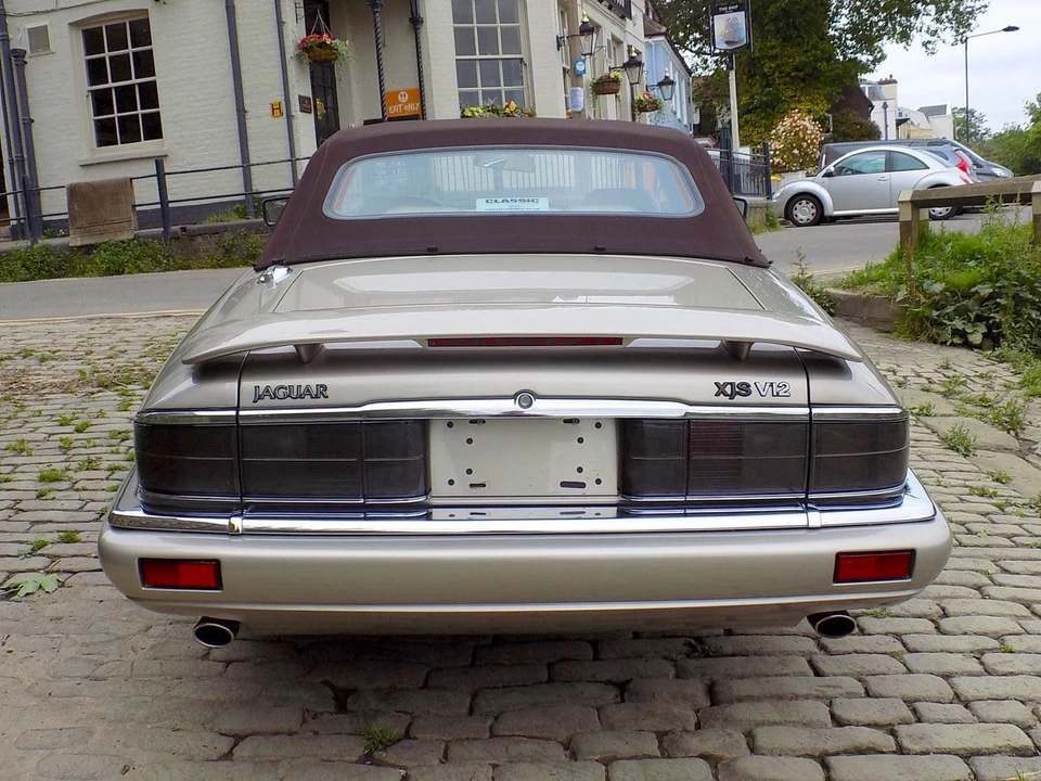 1994 Jaguar XJS Facelift V12 - Image 25 of 30
