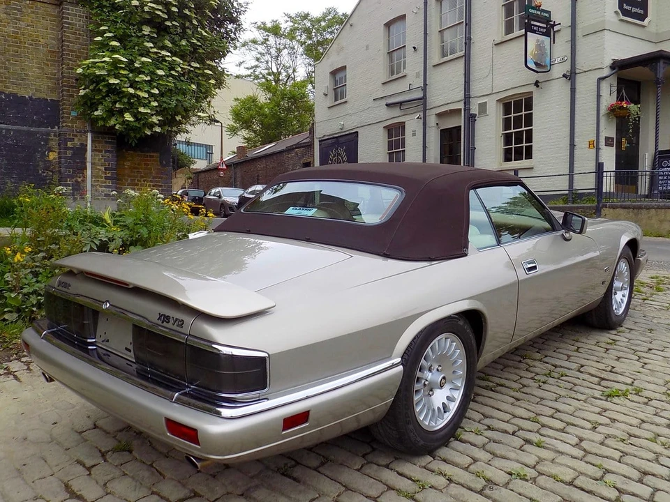 1994 Jaguar XJS Facelift V12 - Image 24 of 30