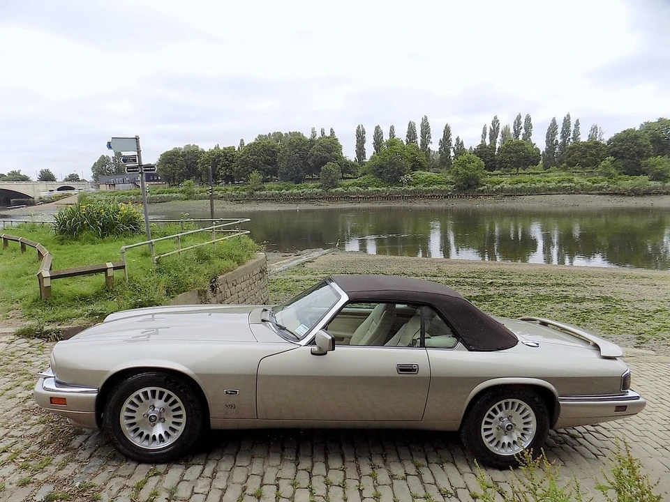 1994 Jaguar XJS Facelift V12 - Image 21 of 30