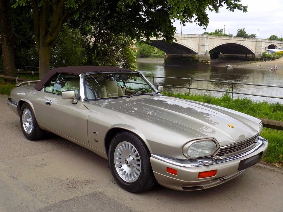 1994 Jaguar XJS Facelift V12 - Image 14 of 30