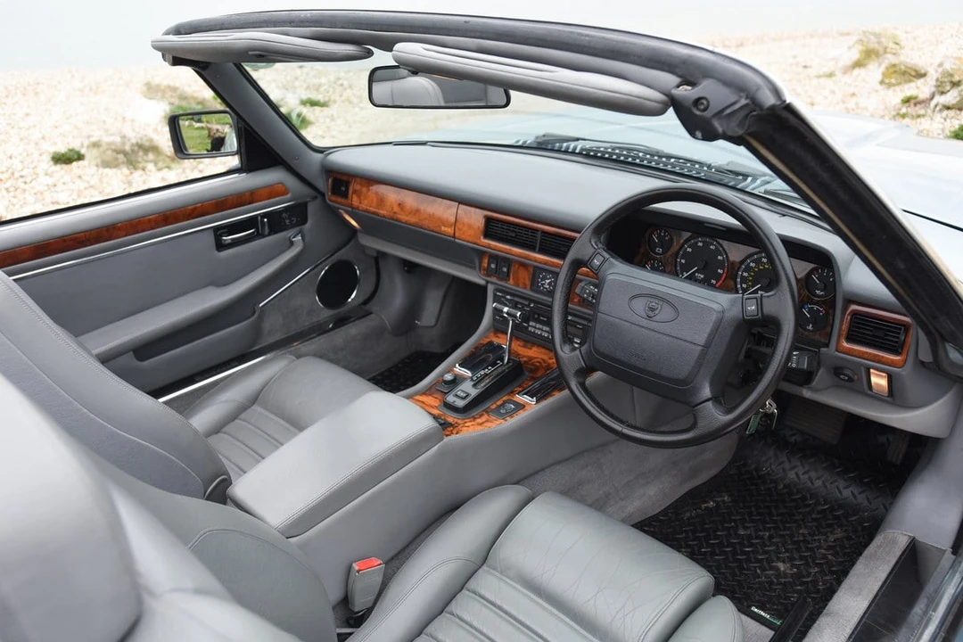 1994 Jaguar XJS Convertible - Image 26 of 30