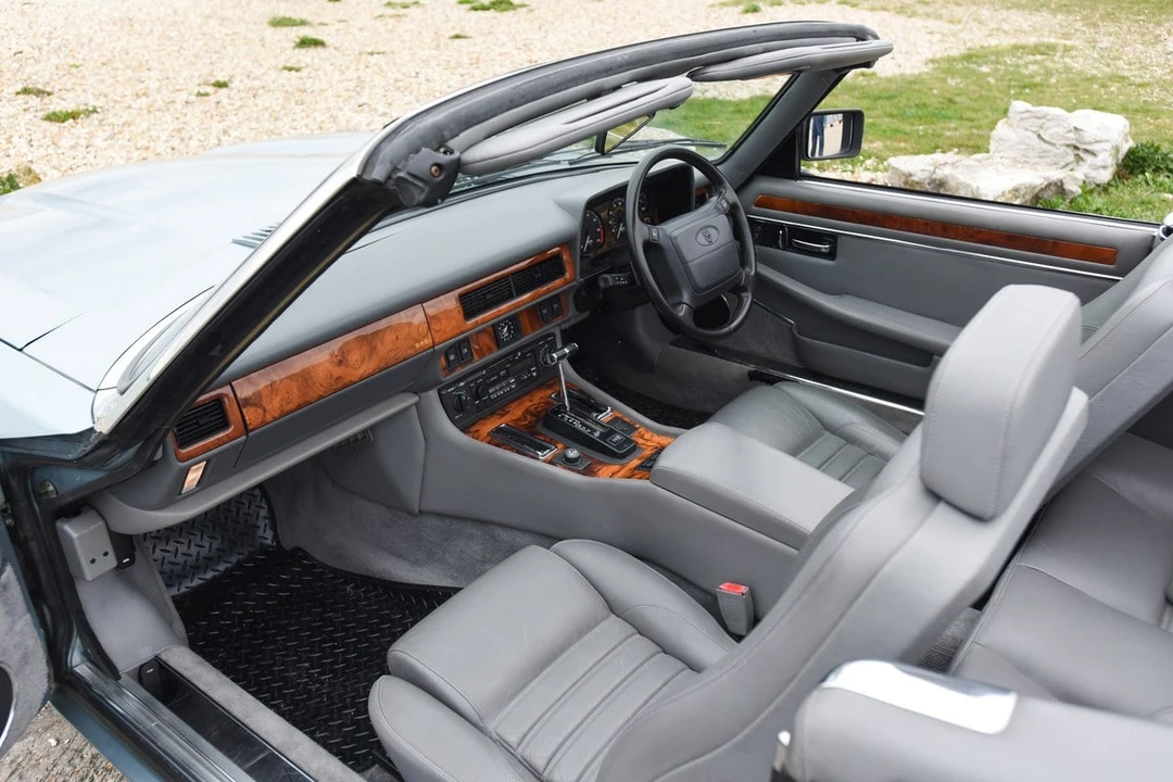 1994 Jaguar XJS Convertible - Image 27 of 30