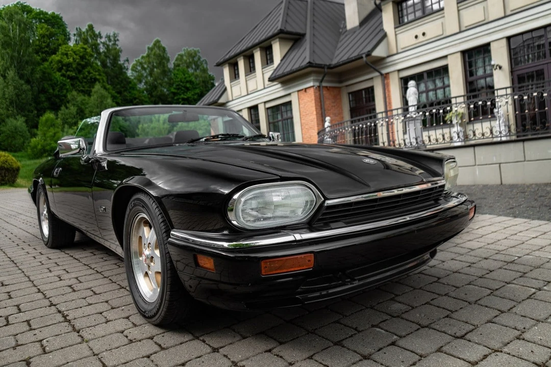1994 Jaguar XJS Convertible - Image 8 of 30