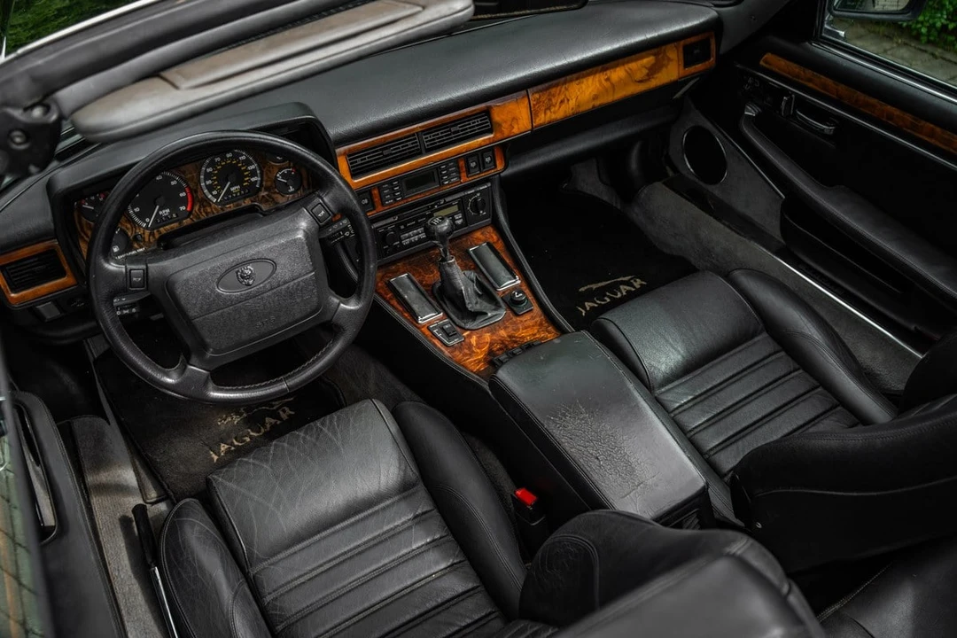 1994 Jaguar XJS Convertible - Image 17 of 30