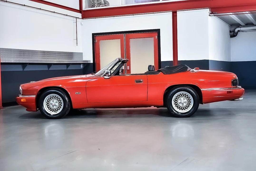 1994 Jaguar XJS Facelift AJ-16 - Image 24 of 30