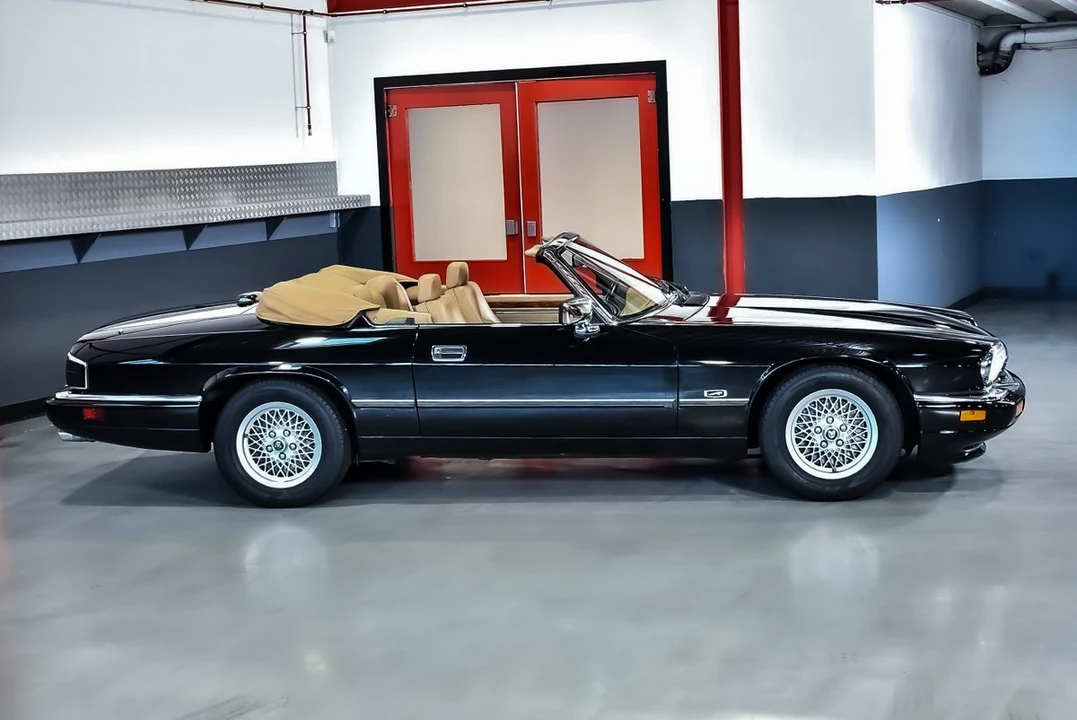 1989 Jaguar XJS Facelift AJ-16 - Image 14 of 30