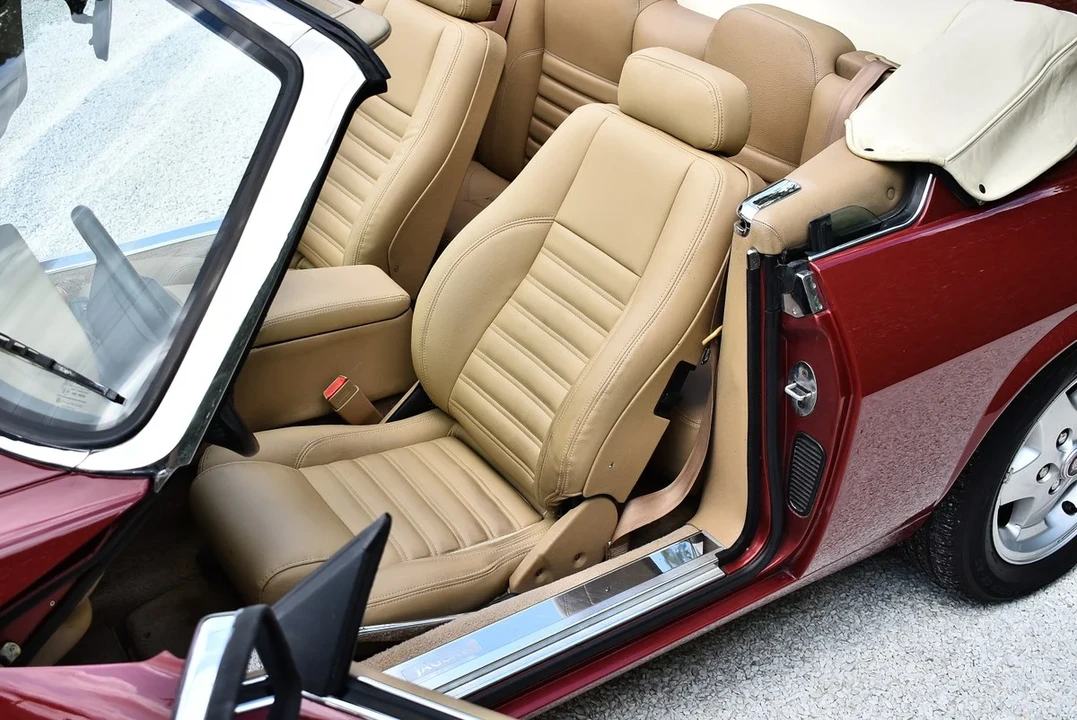 1994 Jaguar XJS Convertible - Image 23 of 30