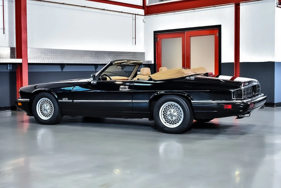 1989 Jaguar XJS Facelift AJ-16 - Image 23 of 30