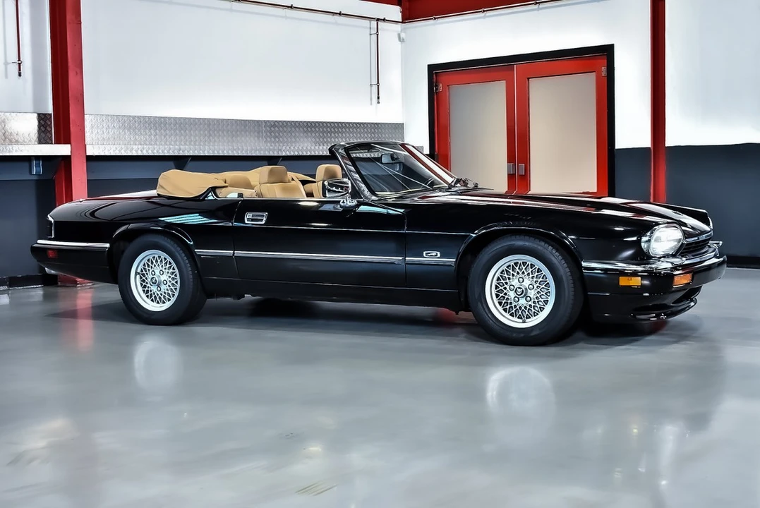 1989 Jaguar XJS Facelift AJ-16 - Image 13 of 30