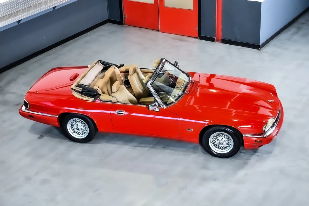 1994 Jaguar XJS Facelift AJ-16 - Image 17 of 30