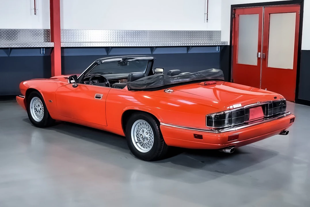 1994 Jaguar XJS Facelift AJ-16 - Image 15 of 30