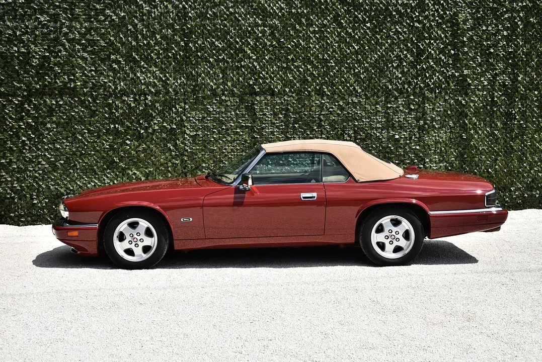 1994 Jaguar XJS Convertible - Image 19 of 30