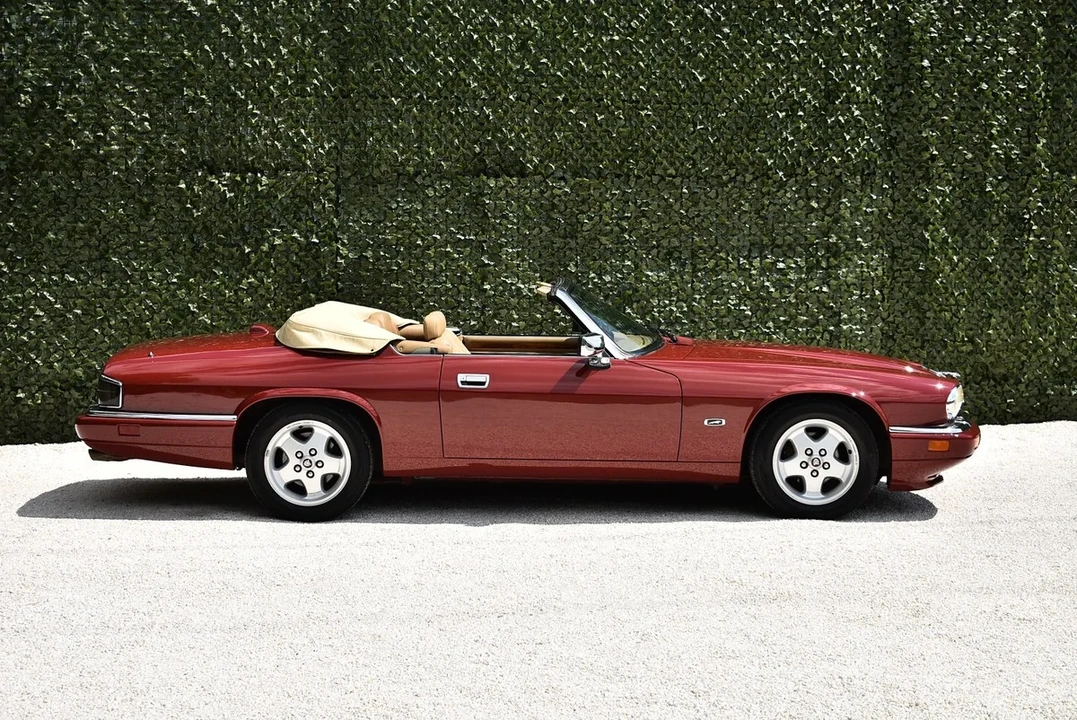 1994 Jaguar XJS Convertible - Image 8 of 30