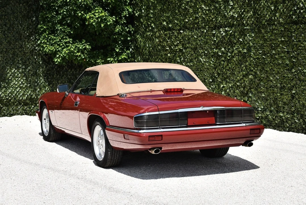 1994 Jaguar XJS Convertible - Image 17 of 30