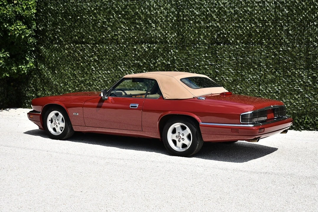 1994 Jaguar XJS Convertible - Image 18 of 30