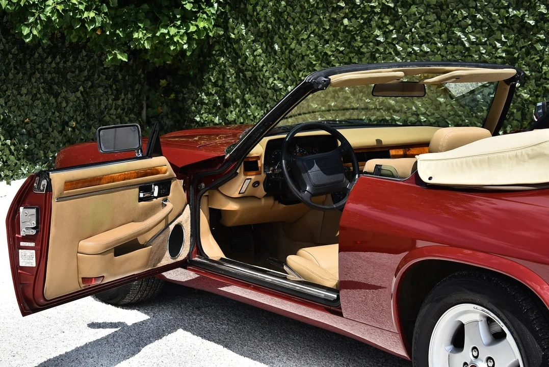 1994 Jaguar XJS Convertible - Image 20 of 30