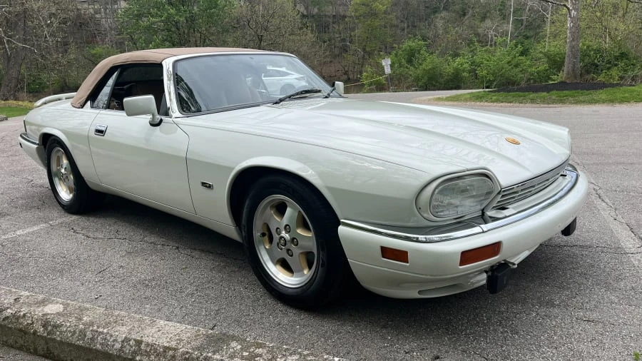 1994 Jaguar XJS Convertible - Image 9 of 31