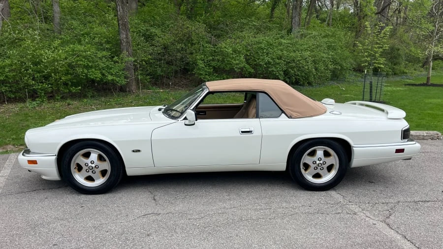 1994 Jaguar XJS Convertible - Image 7 of 31