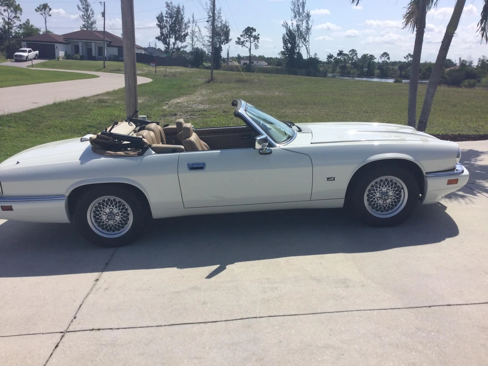 1994 Jaguar XJS Convertible - Image 14 of 31