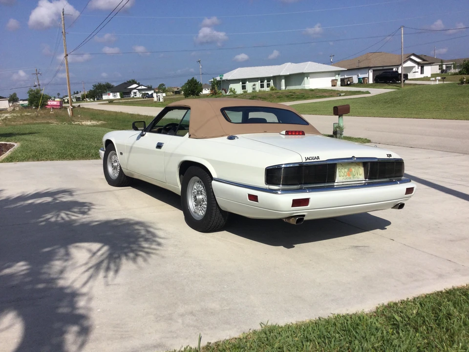 1994 Jaguar XJS Convertible - Image 22 of 31