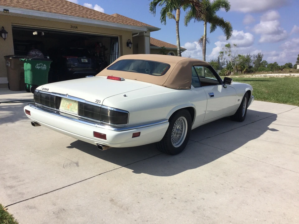 1994 Jaguar XJS Convertible - Image 27 of 31