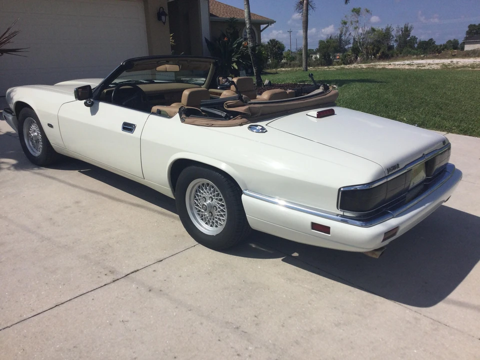 1994 Jaguar XJS Convertible - Image 11 of 31