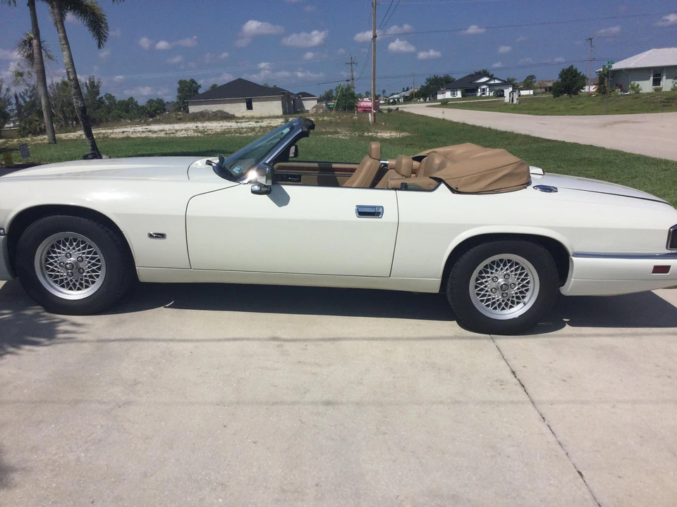 1994 Jaguar XJS Convertible - Image 9 of 31