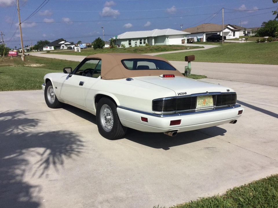 1994 Jaguar XJS Convertible - Image 23 of 31
