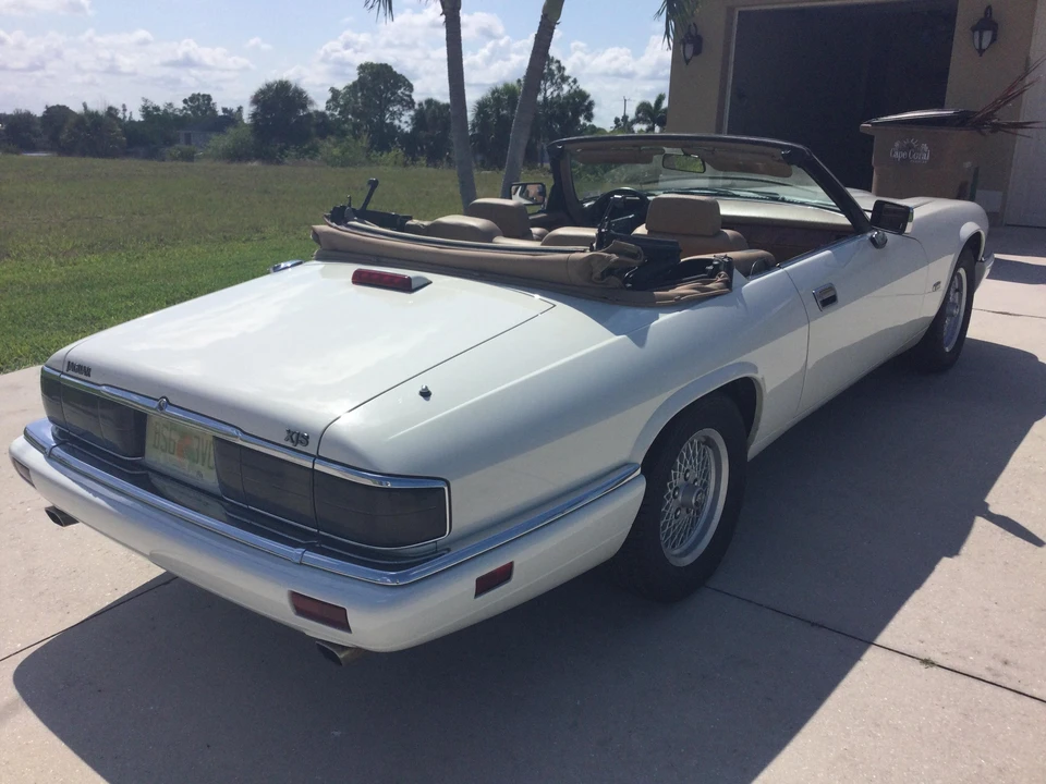 1994 Jaguar XJS Convertible - Image 12 of 31