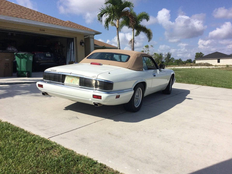 1994 Jaguar XJS Convertible - Image 26 of 31