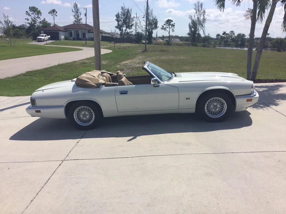 1994 Jaguar XJS Convertible - Image 13 of 31